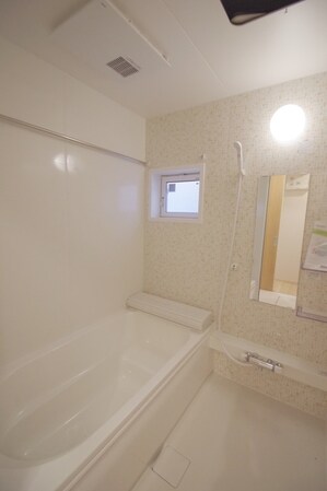 ルミエールBの物件内観写真